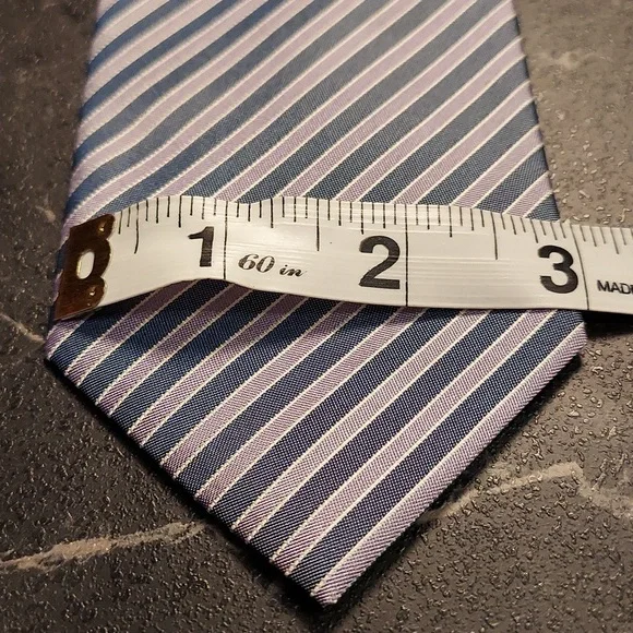 Excellent Used Condition Men's HUGO BOSS Italian Made 100% Silk Skinny Necktie - Picture 5 of 7